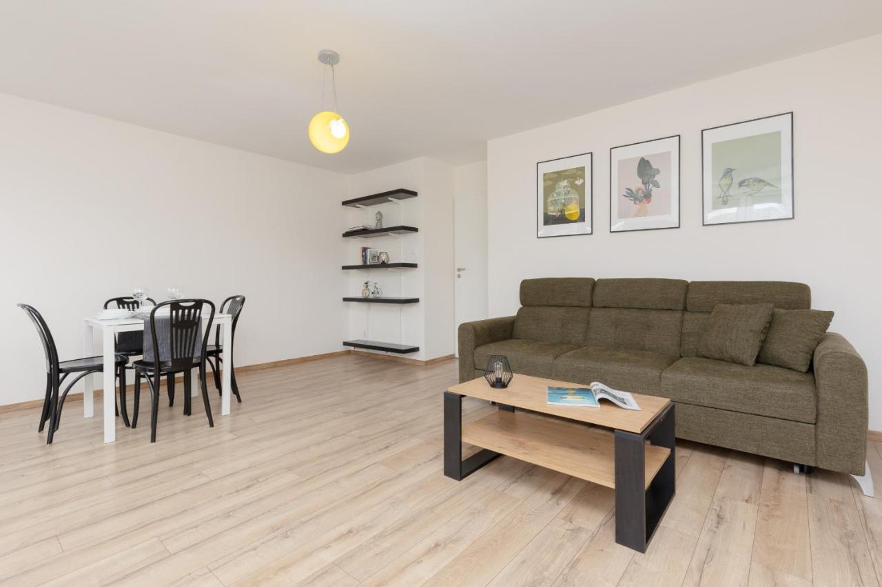 Old Town Spacious Apartment Bonifraterska By Renters Warsaw Exterior photo